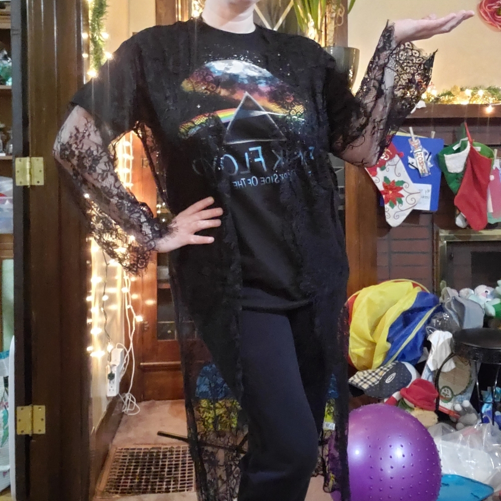 Elegant Black Lace Swim‎ Cover-Up - Picture 11 of 16